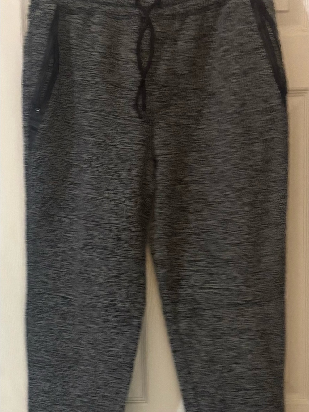 Men's Charcoal Heather Jogger Pants with Zip Pockets